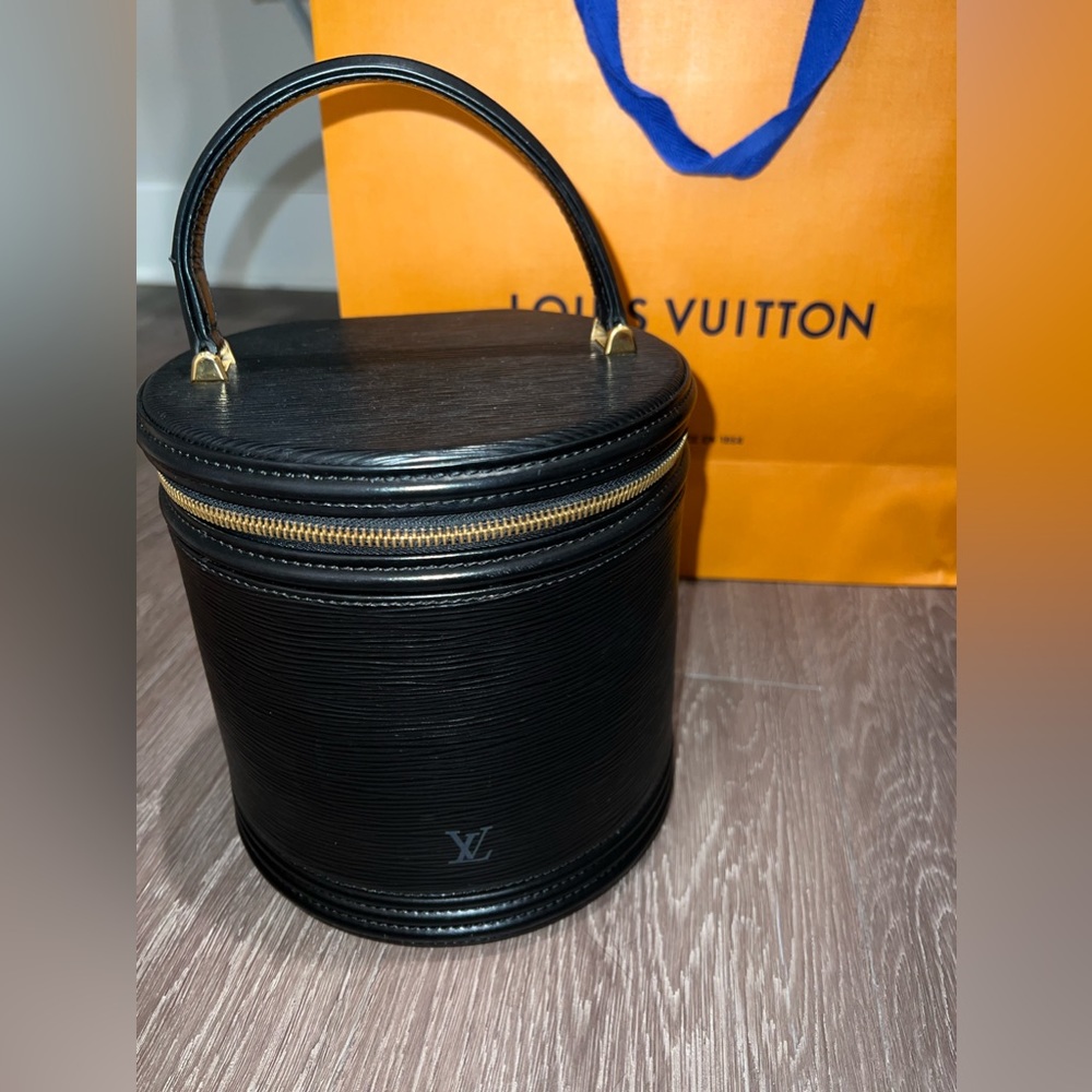 Louis Vuitton Cannes Epi Black Vanity Handbag Gem